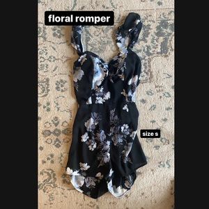 EXPRESS FLORAL ROMPER